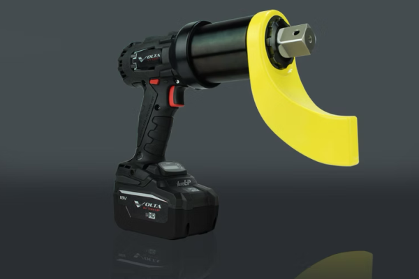 Electric torque wrenches